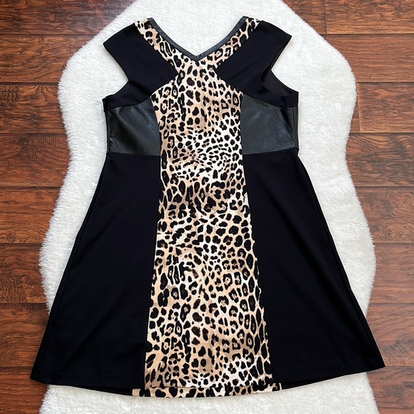 ๐ LANE BRYANT LEOPARD PRINT AND FAUX LEATHER DRESS - Picture 5 of 9